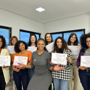 Expert 1 – Torne-se um Especialista em Beleza Limpa com Kacau Diaz