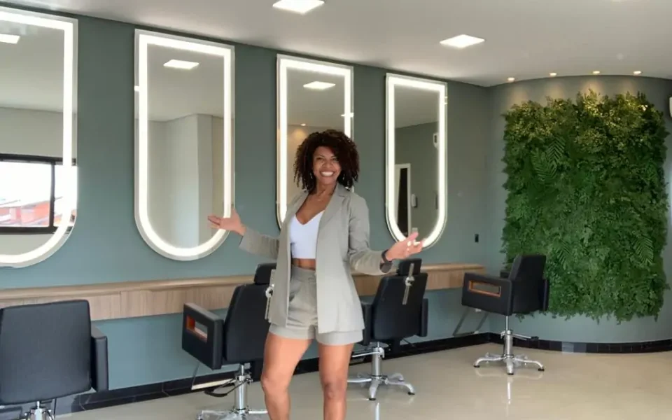 kacau-diaz-studio-smile